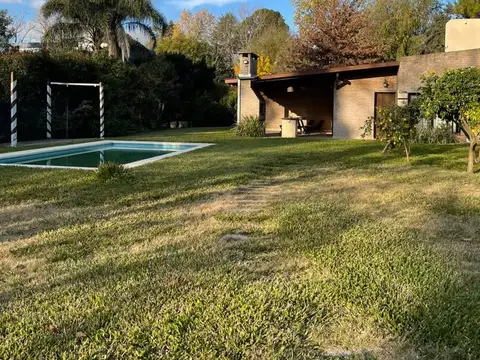 Casa en Venta al Oeste