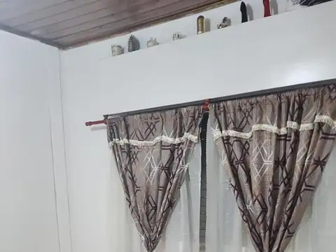 Casa 3 ambientes con 1 baño