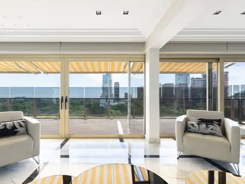 Departamento en Venta con 4 cocheras