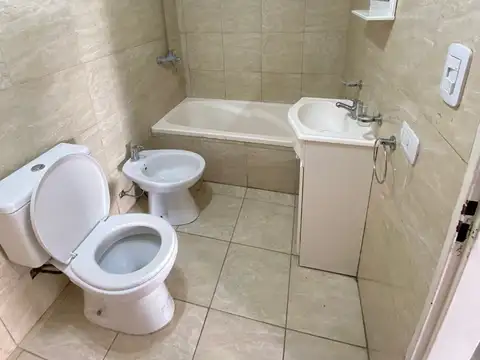 Departamento en Alquiler en La Plata, $ 300.000