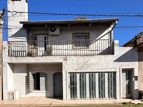 CASA EN VENTA – BARRIO SANTA RITA | 2 VIVIENDAS EN 1