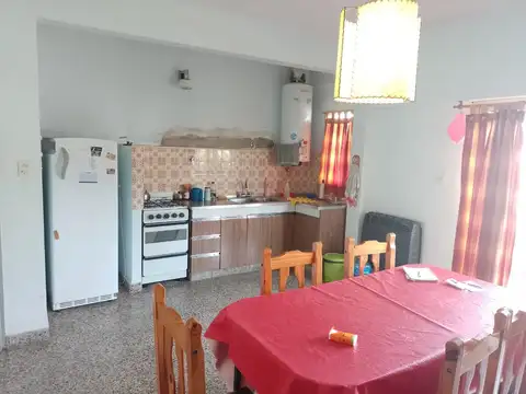 CALLE 58 (REF 120460) 100, Piso 1