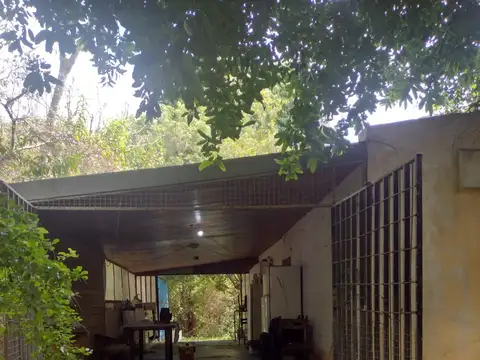 El Ranchito de Empedrado, casa de 2 dormitorios y parquecito