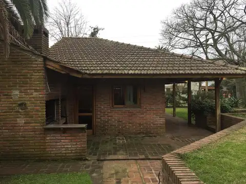 Casa en Venta en Manuel B Gonnet, USD 220.000