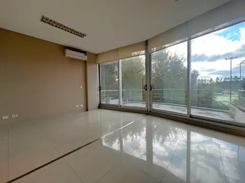 Oficina en Venta en Manuel Alberti, USD 250.000