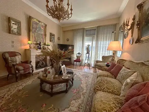 Depto Tipo Casa en Venta de 5 ambientes