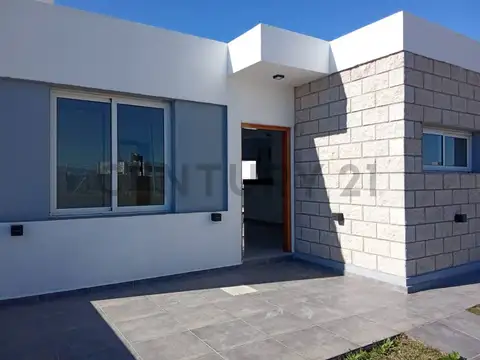 Duplex de CATEGORIA a estrenar en Ubanizacion BARRIO NORTE