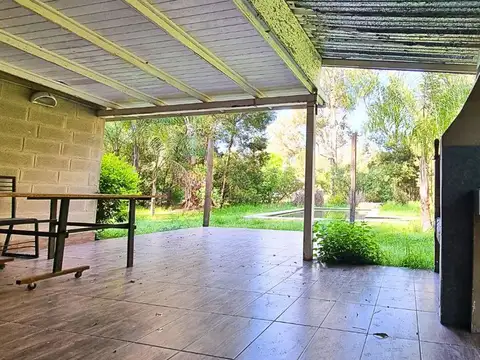 CASA QUINTA EN ALQUILER - BARRIO LOS BOSQUECITOS.