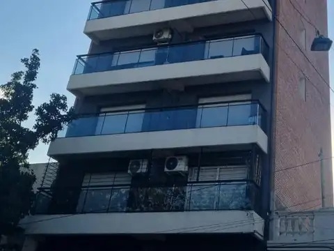 VENTA MONOAMBIENTE LOURDES