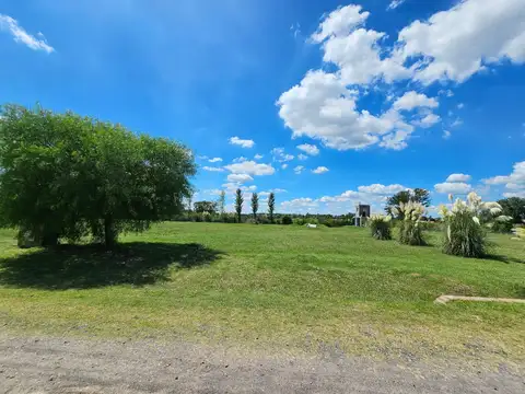 Terreno en Venta en Los Juncos, USD 18.000