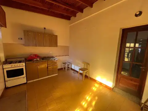 Don Bosco E/ Independencia Y Bossinga