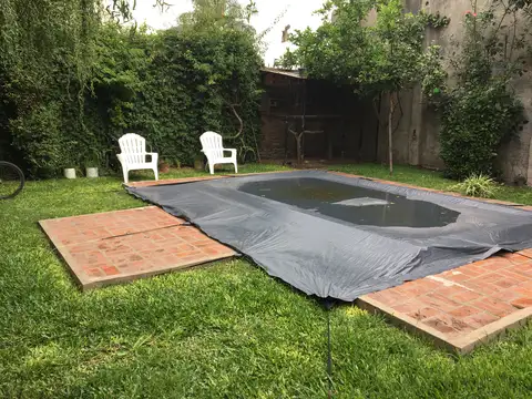 Casa 5 ambientes con 1 baño