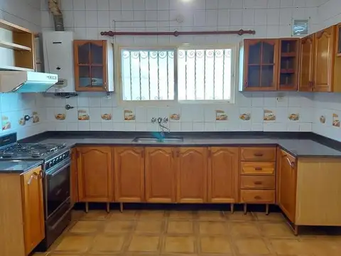 Casa en Venta al Oeste