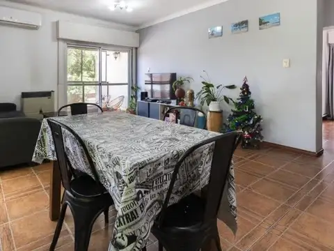 Departamento en Venta con 1 cochera
