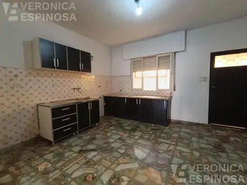Depto Tipo Casa en Venta 50 años