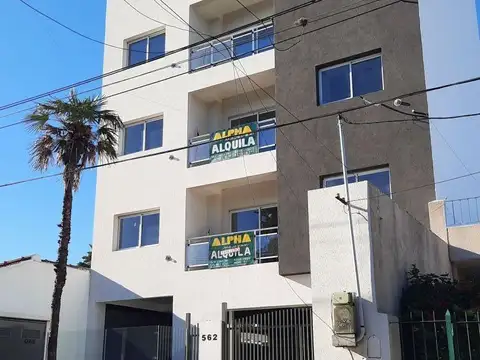 Depto. de 3 amb. con cochera en alquiler | Berazategui Centro