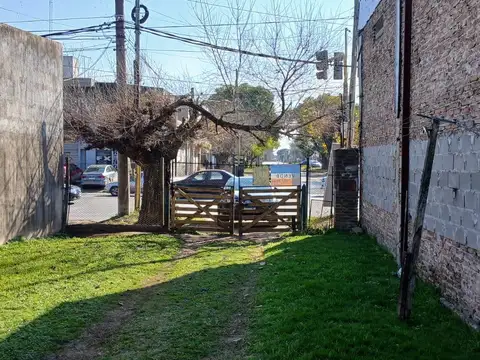 Av. Libertador  al 7700