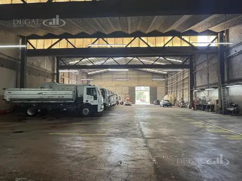 Galpon en Alquiler 82  mts Fondo