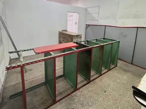 ALQUILER LOCAL SOBRE AVENIDA COMERCIAL LANUS OESTE