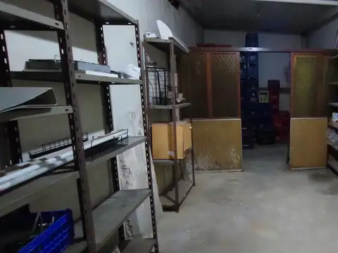 Local en Venta 50 años