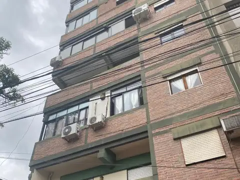Exc Depto 1 dorm venta ctrafrente Av Belgrano 345