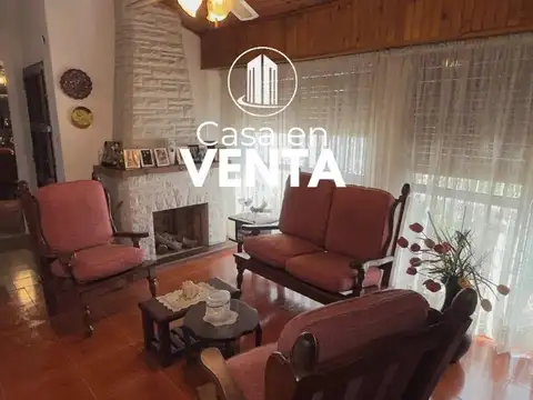 VENDO. Casa en calle Av. Independencia. Concordia, Entre Ríos.
