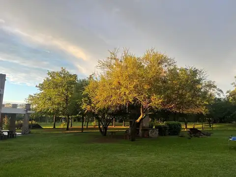 Quinta en Alquiler Temporal con 2 cocheras