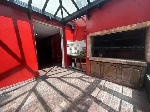 Casa 5 ambientes con 5 baños