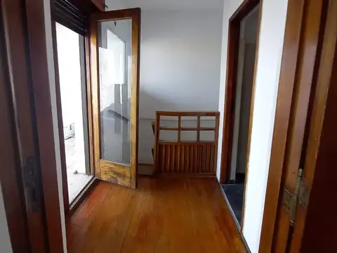 Adrogue 700