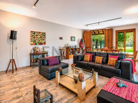 VENTA CASA 4 AMBIENTES CAMPOS DE RODRIGUEZ PILETA APTA CREDITO