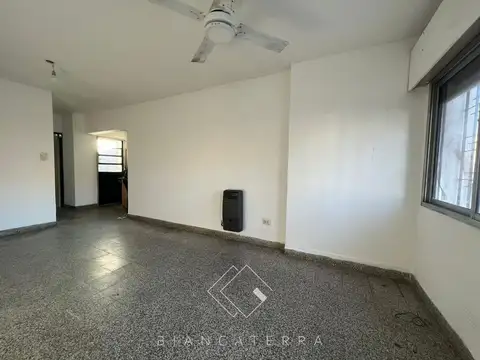 Depto Tipo Casa en Venta de 1 dormitorio