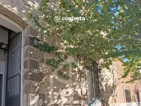 ALQUILAMOS CASA - OFICINAS - CALLE 12 DE OCTUBRE 383