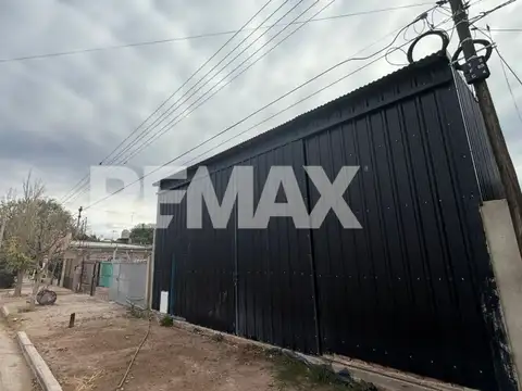 VENTA DE GALPON A ESTRENAR EN CENTENARIO