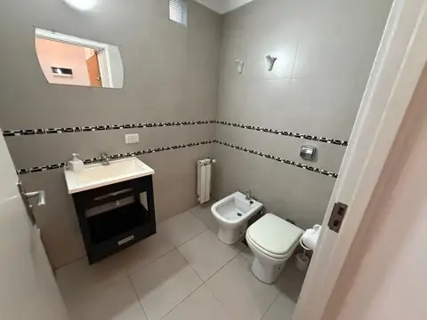 Departamento en Alquiler en Colegiales, $ 670.000