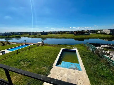 Casa en Alquiler de 3 dormitorios