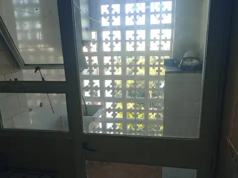 Departamento en Alquiler en Parque Chacabuco, $ 800.000