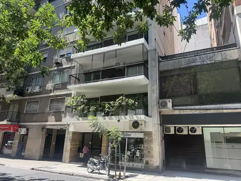 Las Heras al 1600