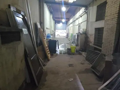 Avenida Hipólito Yrigoyen 800