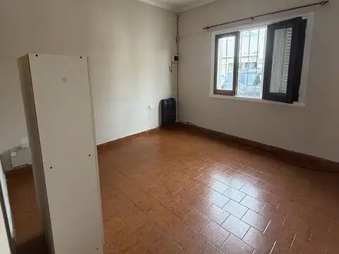 Casa en Alquiler con 1 cochera