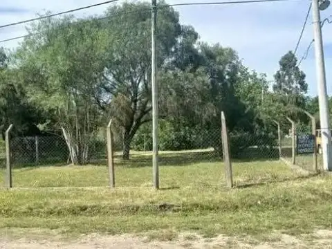Terreno en Paraná, Sauce Montrull a USD 15500