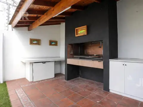 Casa en Venta en Villa Adelina, USD 259.000