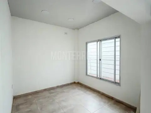 Depto Tipo Casa 2 ambientes con 1 baño