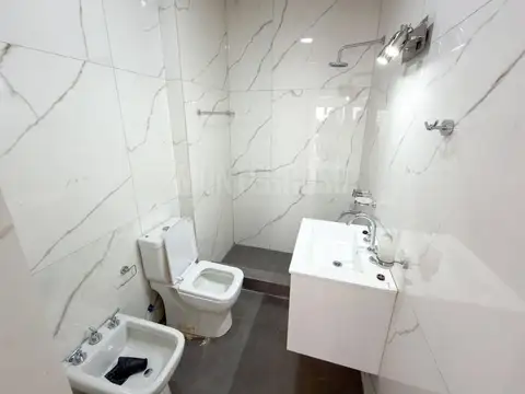 Depto Tipo Casa en Alquiler en Quilmes Oeste, $ 480.000