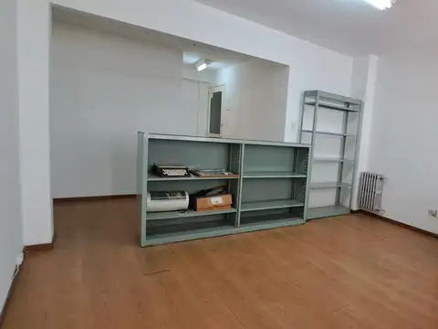 Oficina en Alquiler 40 años