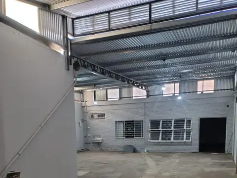 Galpon en Alquiler en Ituzaingo Norte, $ 1.850.000