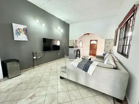 Casa 4 ambientes con 3 baños