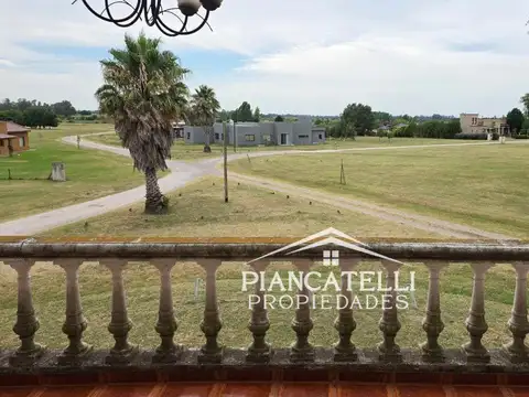 Casa 4 ambientes con 3 baños