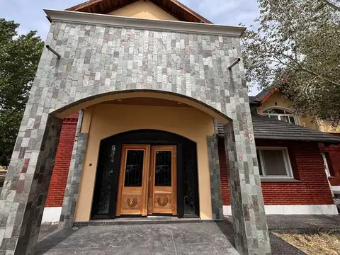 Casa en Alquiler de 5 dormitorios