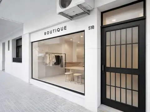 LOCAL COMERCIAL DE 94 M2  A METROS DE PLAZA ALMAGRO