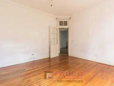 Oficina en Alquiler 50 años